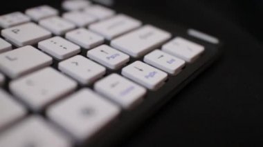 e-ticaret - Normal hız düşük açılı dolly kartım ve nakit klavye aracılığıyla