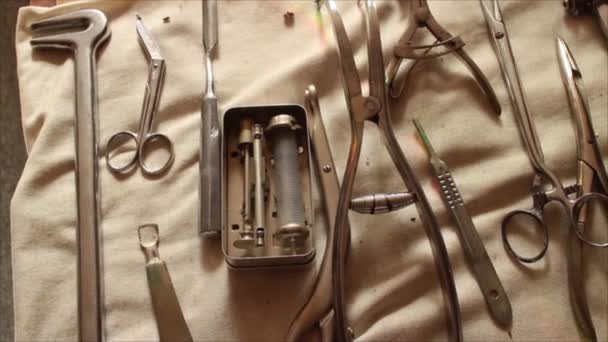 Medyczny Sprzęt chirurgiczny: napowietrzne okrągłe Dolly — Wideo stockowe
