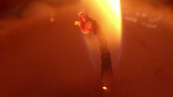 Macro médio close up de queima de vela Wick & Flame (estático ) — Vídeo de Stock