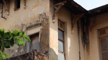 Fransız Sömürge: Ms Tilt Asya'daki eski Fransız Sömürge hapishane aşağı