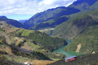 Tayvan 'ın dağ manzarası