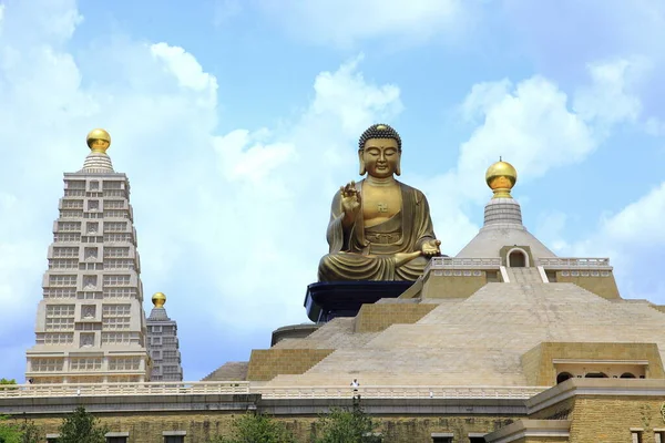 Guang Shan Buddha Gedenkhalle — Stockfoto