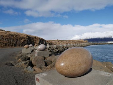 İzlanda 'daki dağ manzarası