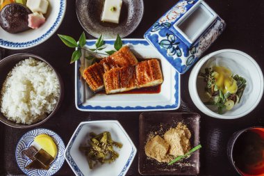 Lokantada lezzetli tatlılar 