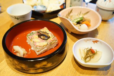 Lokantada lezzetli tatlılar 