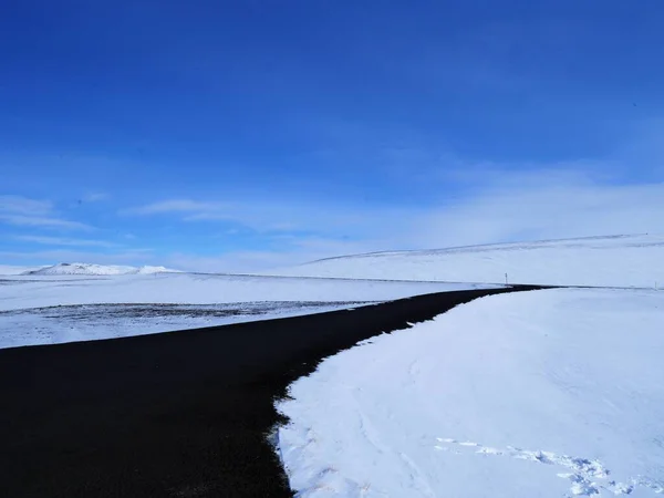 Paisagem Montanhosa Islândia — Fotografia de Stock