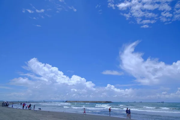 People Walking Coastline Taiwan — Stock Photo, Image