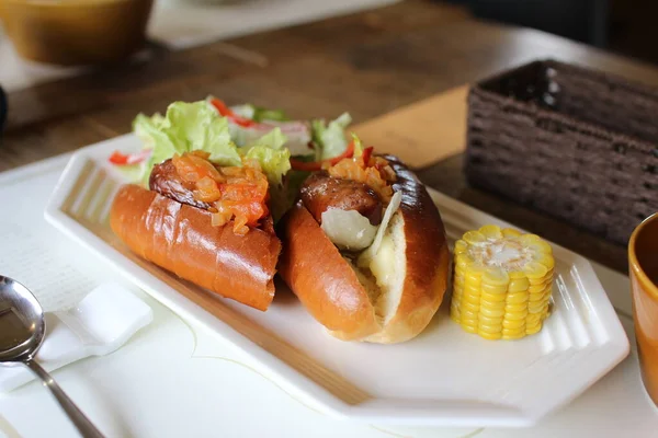 레스토랑에서 제공되는 맛있는 — 스톡 사진