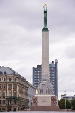 Letonya 'daki Özgürlük Anıtı