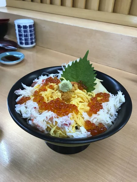 おいしい料理がテーブルの上で — ストック写真