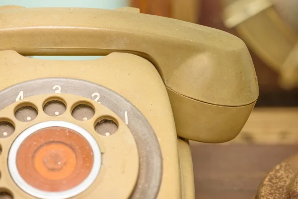 Krämig vintage telefon. — Stockfoto