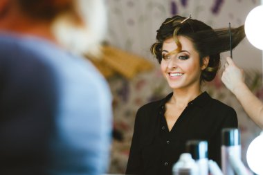 Gelin saçını sahip