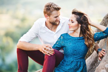 Güzel çift ve doğa