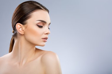 Büyük mavi gözlü model profili