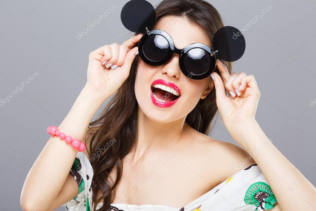 retro reading glasses