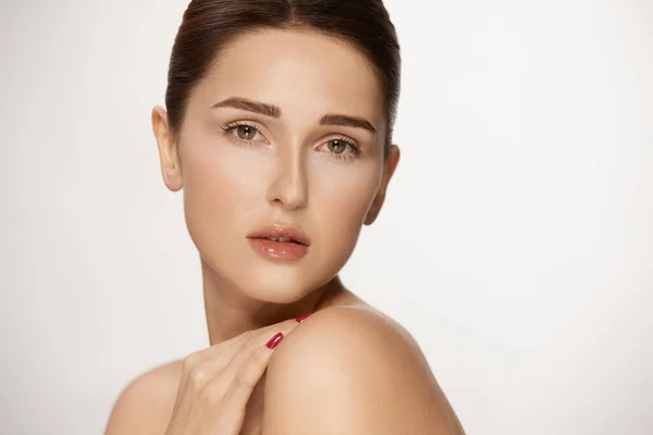 Bella Donna Con Mua Leggera Labbra Lucide Viso Femminile Fantasia — Foto Stock