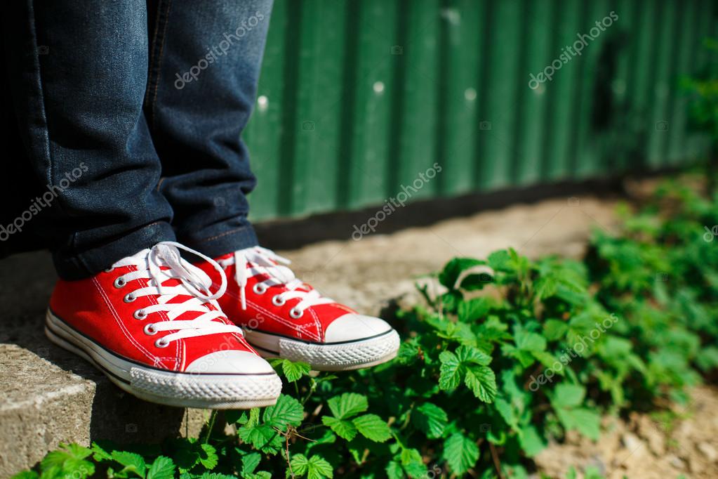 red converse top view