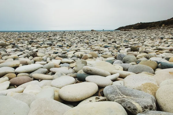 Playa donde hay muchas piedras —  Fotos de Stock