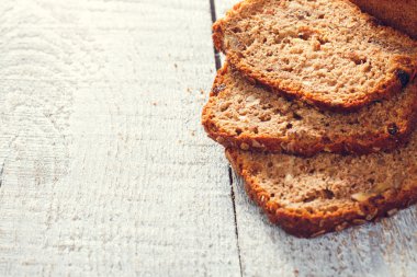 tahıl ekmek dilimleri