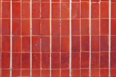 kirli kırmızı kiremit