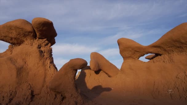Rock formations in Goblin Valley State Park — Stock Video