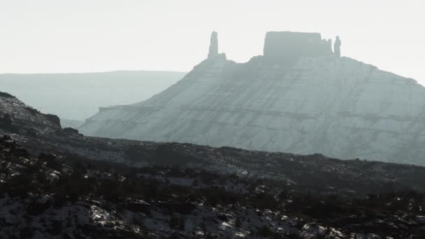 Formazioni rocciose nel deserto — Video Stock