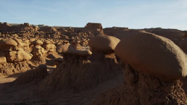 Felsformationen im Monument Valley — Stockvideo