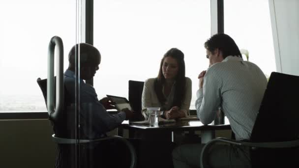 Business people having meeting in conference room — Stock Video