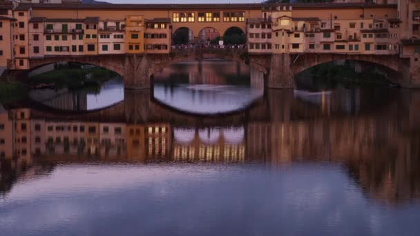 Ponte Vecchio ao entardecer — Vídeo de Stock