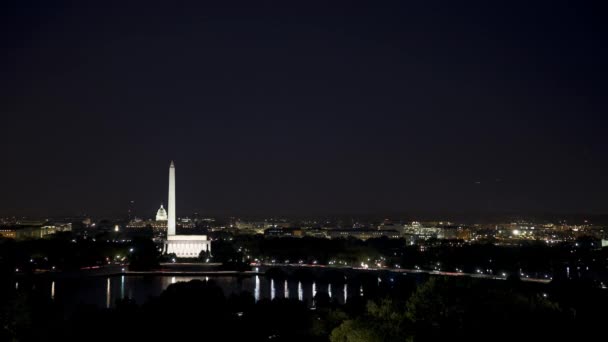 Washington Mall illuminated at night — Stock Video