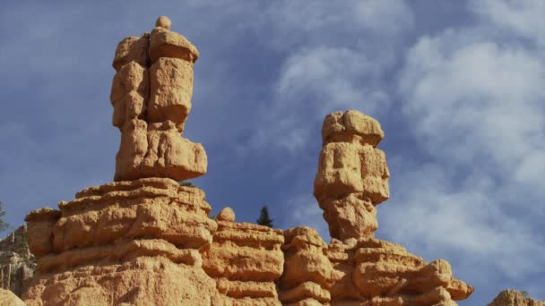 Rock formations in Bryce Canyon — Stock Video