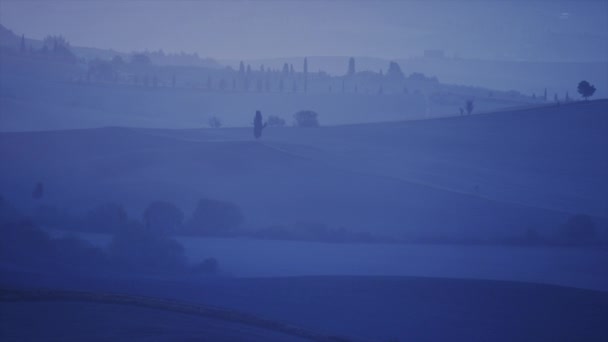 Italian countryside at dawn — Stock Video