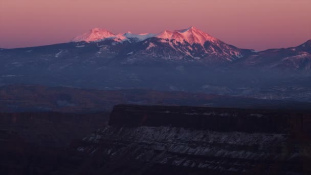 Indah snowcapped pegunungan — Stok Video