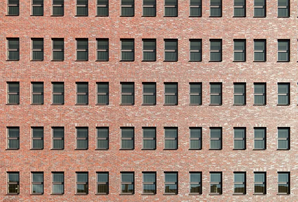 현대 건물 벽돌 창 외관 스톡 이미지