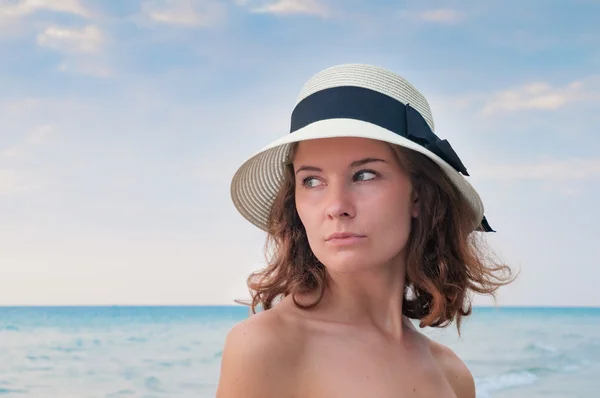 Portrait d'une fille avec le fond de l'océan — Photo