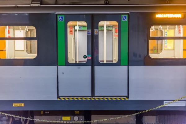 Train in the subway in milan — Stock Photo, Image