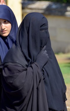 Müslüman peçeli kadın