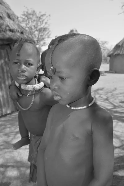 Criança da tribo Himba — Fotografia de Stock