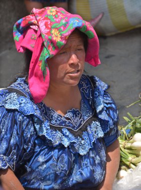 Chichicastenango Gustemala 29 Nisan 2016: Maya bir kadının portresi. Maya halkı hala Guatemala 'daki nüfusun çoğunluğunu oluşturuyor.,
