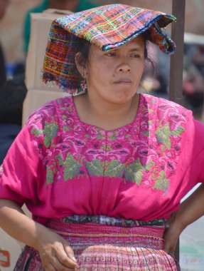 Chichicastenango Gustemala 29 Nisan 2016: Maya bir kadının portresi. Maya halkı hala Guatemala 'daki nüfusun çoğunluğunu oluşturuyor.,