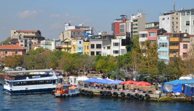 İSTANBUL TURKEY 29 Eylül: İstanbul, Türkiye 'nin Galata Karaköy mahallesi ve tarihi mimari ve ortaçağ Galerisi. 29 Eylül 2013' te İstanbul 'da Türkiye' de