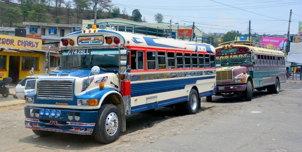 Guatemala City Guatemala April 2016 Kycklingbussar Återvunna Och Ofta Färgglatt — Stockfoto