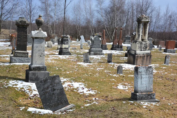 Sanit Joachim Shefford Monteregie Region Quebec Canada April 2016 Grave — Stock Photo, Image