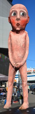 Kötü kötü çocuk peeing