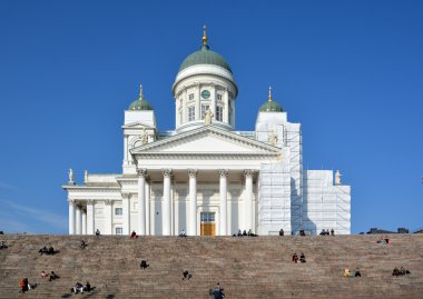 Helsinki Finlandiya 09: 25 2015: Helsinki Katedrali, Helsinki Piskoposluğu 'nun Evanjelik Lüteriyen katedralidir. Helsinki şehrinin kendine özgü simgesi, uzun, yeşil kubbesidir.