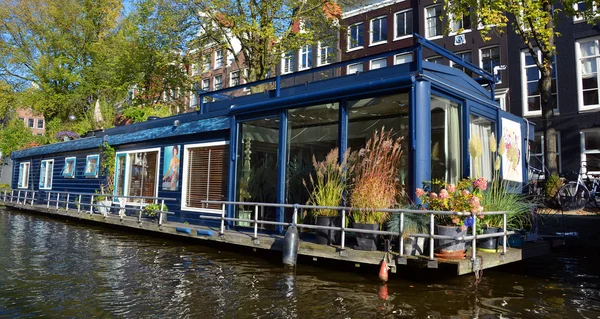 Mieszkalne w Amsterdamie — Zdjęcie stockowe