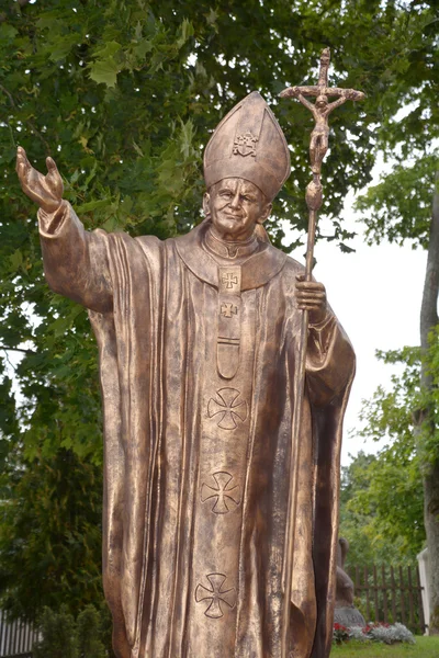 Statue Pope Dans Parc Vert — Photo