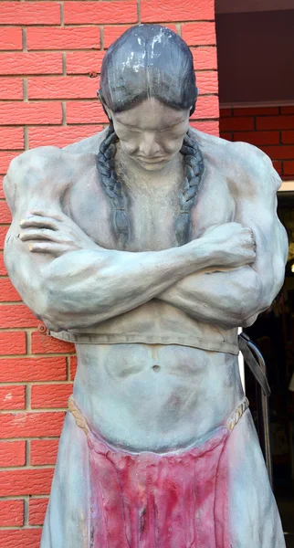 Статуя Индейца — стоковое фото