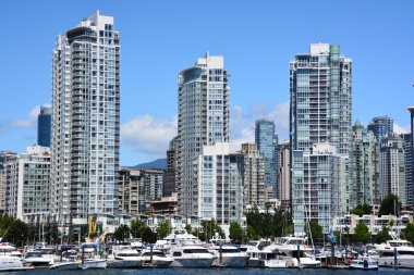 Vancouver Bc Canada 27 Haziran 2015: Vancouver 'ın merkezindeki Vancouver şehri. Ticari, ticari, kültürel, finans, hükümet ve eğlence merkezidir. 