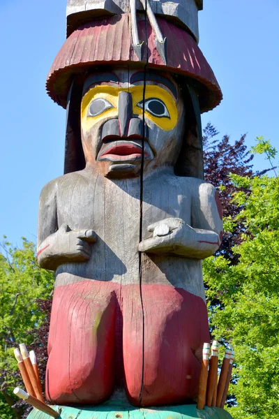 Victoria Canada June 2015 Totem Poles Thunderbird Park Victoria Park — Stock Photo, Image